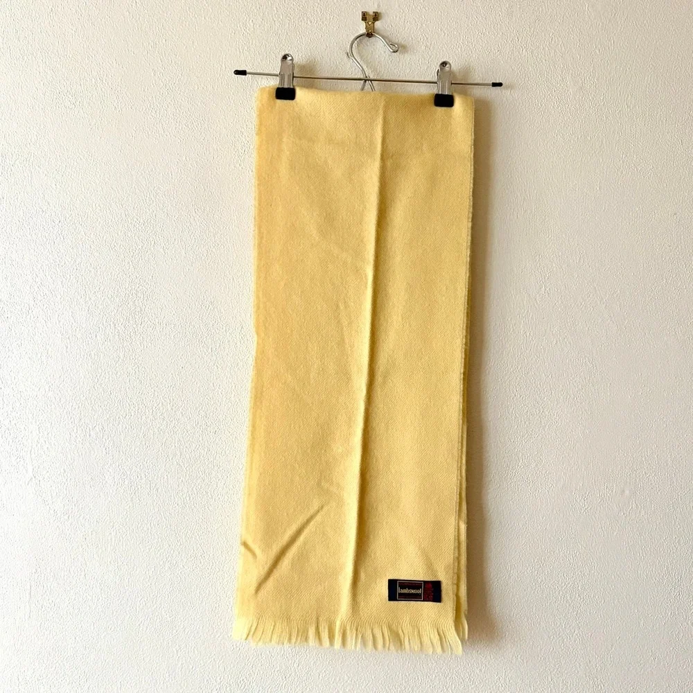 Vintage Lambswool Scotland 100% Pure New Wool Scarf Butter Yellow Fringe Classic
